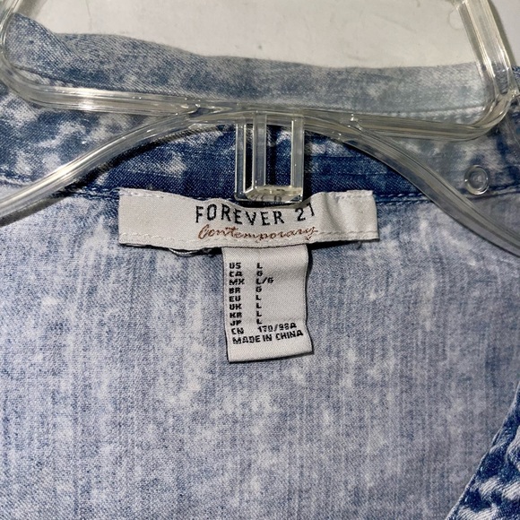 Forever 21 Denim Jacket Size: L - Picture 3 of 3